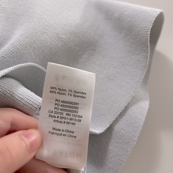 Aritzia Babaton Marek Knit Off-the-Shoulder Cropped Sculpt Knit Top - Picture 7 of 7